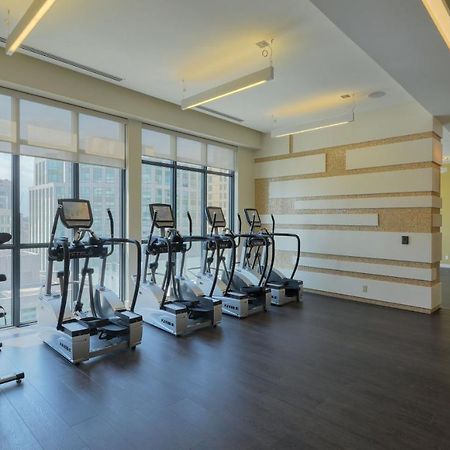Delsuites - 300 Front Street - 30 Night Stays Торонто Екстериор снимка