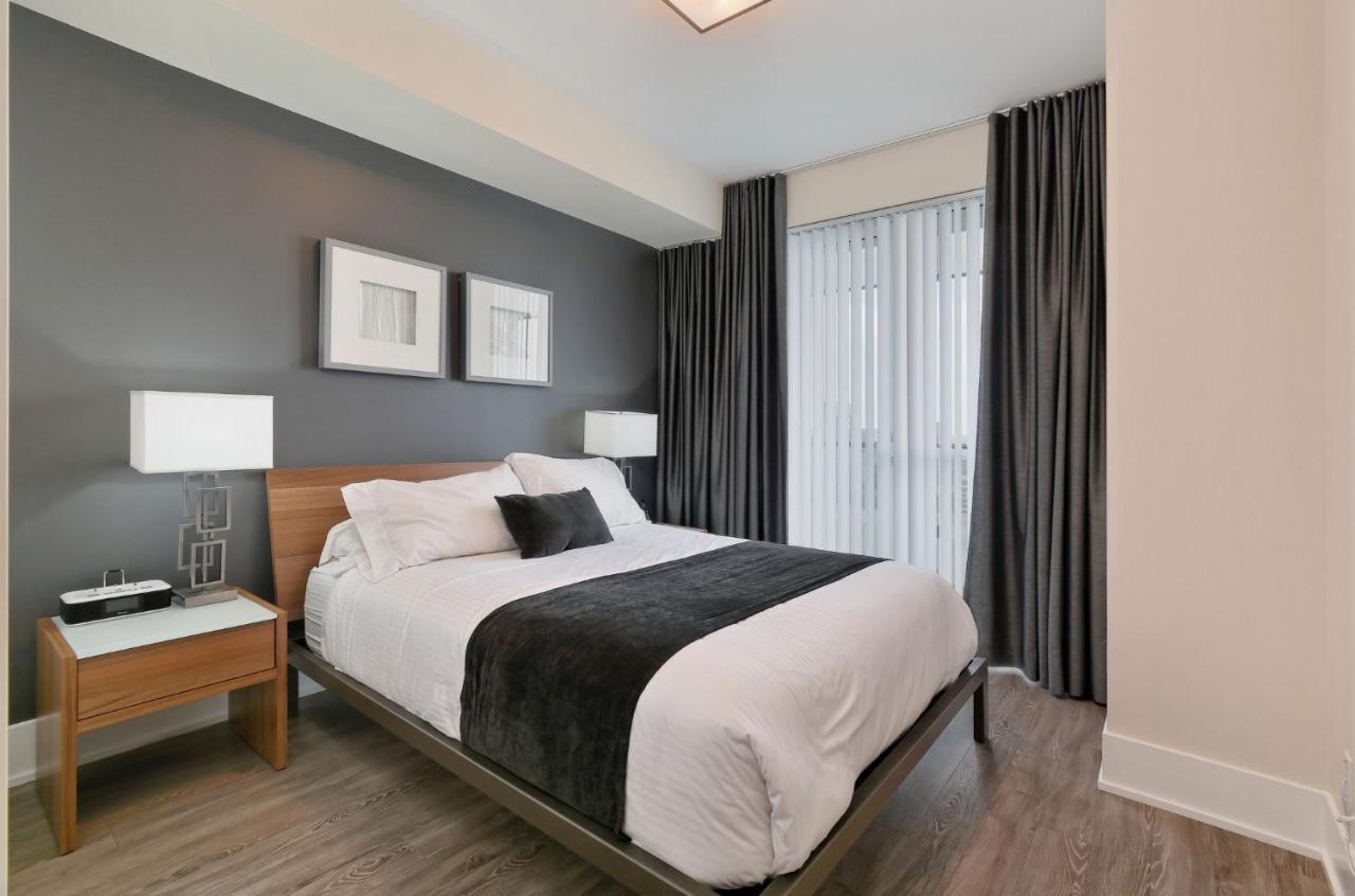 Delsuites - 300 Front Street - 30 Night Stays Торонто Екстериор снимка