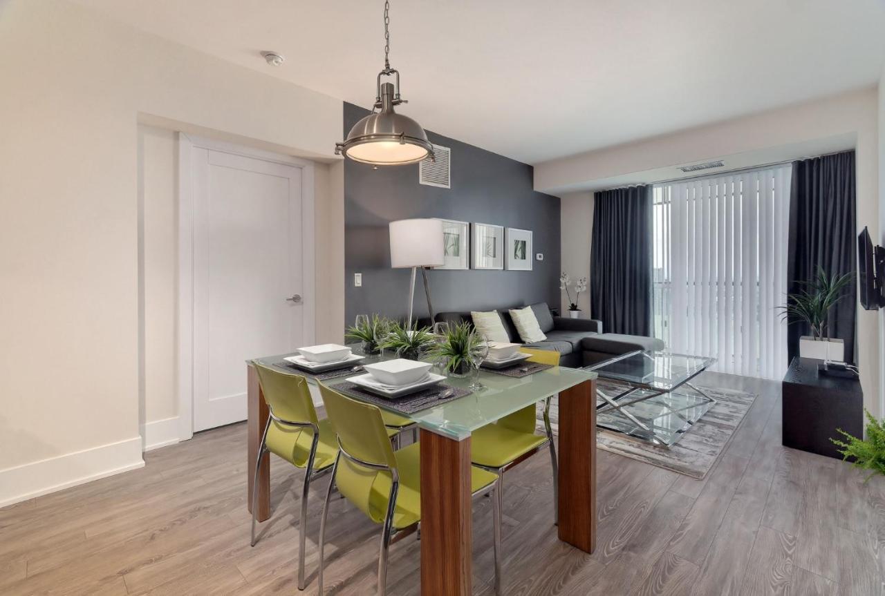 Delsuites - 300 Front Street - 30 Night Stays Торонто Екстериор снимка